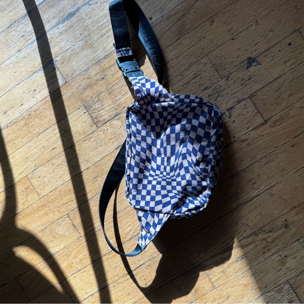 Baggu Indigo Trippy Checker Fanny Pack - Picture 5 of 9